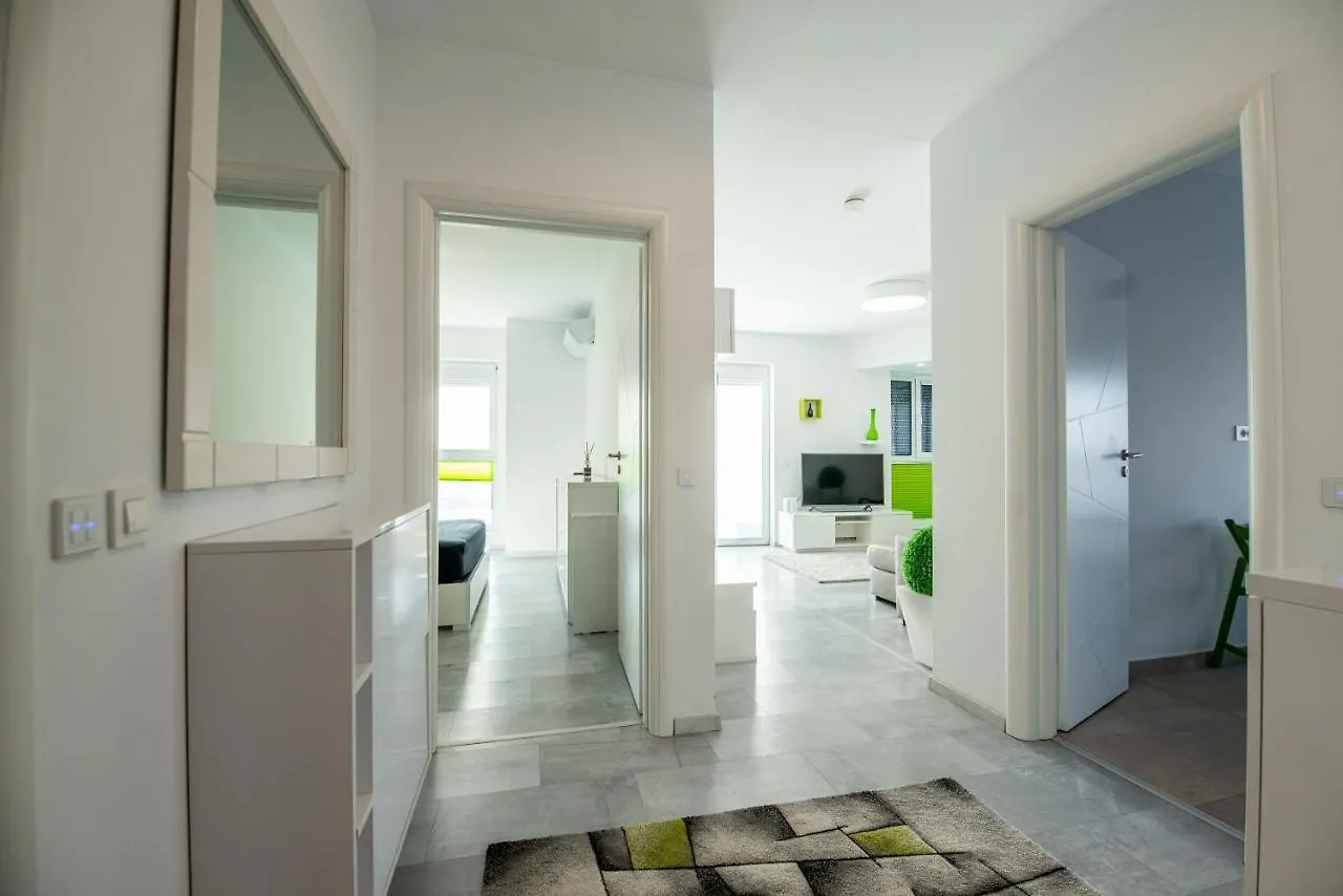 Luxury Westpark 2 Residence With Lake View Bukarest 0*,  Rumænien